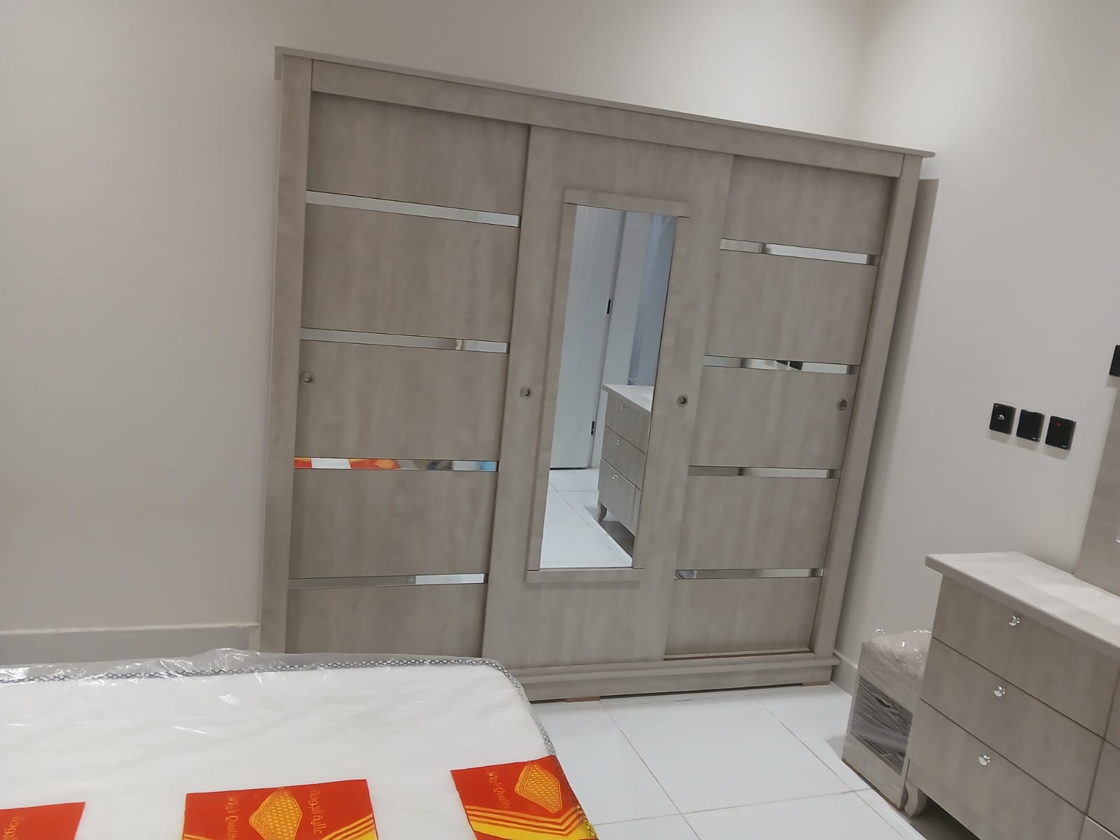 5cbce3c6-1125-4faa-90bb-6ebc4cdb8bae_دولاب اطفال وكبار.jpeg